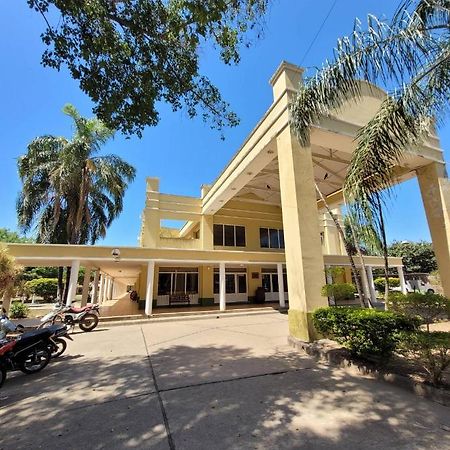 Hotel Portico Norte Tartagal Ngoại thất bức ảnh