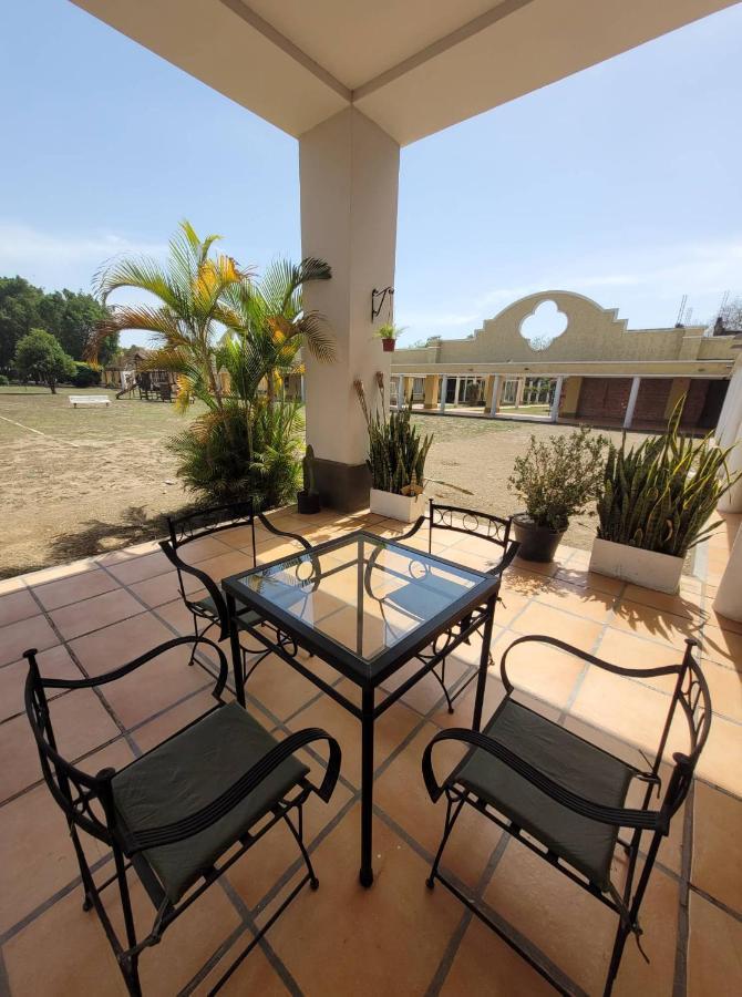 Hotel Portico Norte Tartagal Ngoại thất bức ảnh