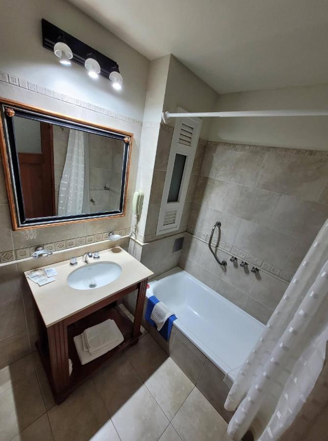 Hotel Portico Norte Tartagal Ngoại thất bức ảnh