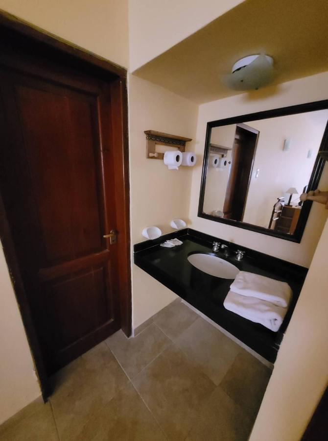 Hotel Portico Norte Tartagal Ngoại thất bức ảnh