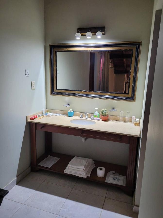 Hotel Portico Norte Tartagal Ngoại thất bức ảnh